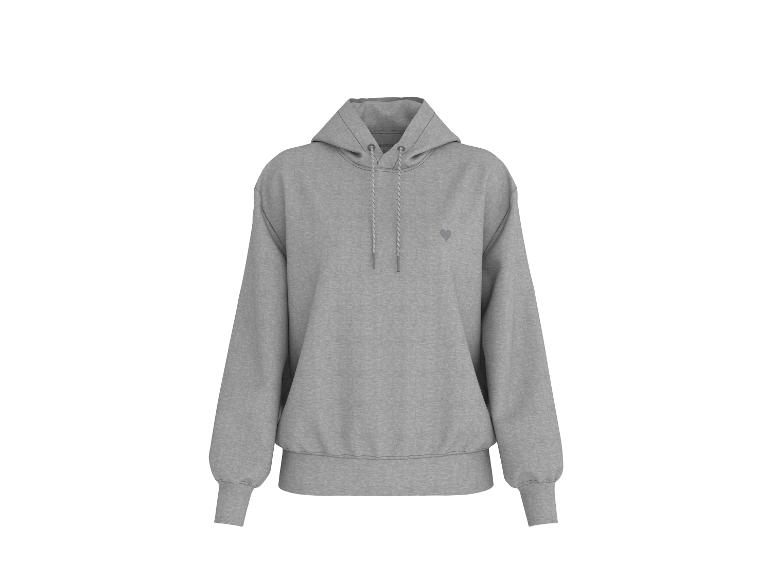 Grijze hoodie met een klein hartje op de borst.