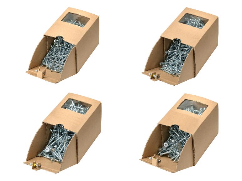 Kartonnen dozen met schroeven en pluggen.