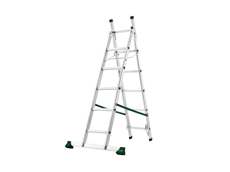 Aluminium vouwladder met groene accenten, opgesteld in A-vorm.