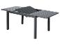 Donkergrijze uitschuifbare tuintafel met lattenblad, gedeeltelijk uitgeschoven.