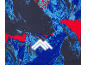 Abstract bergpatroon in blauw, rood en zwart met een wit reflecterend logo.
