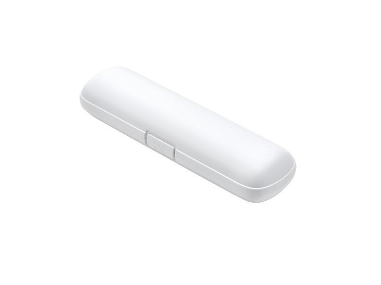 Witte tandenborstel reisetui met een Cien Beauty logo.