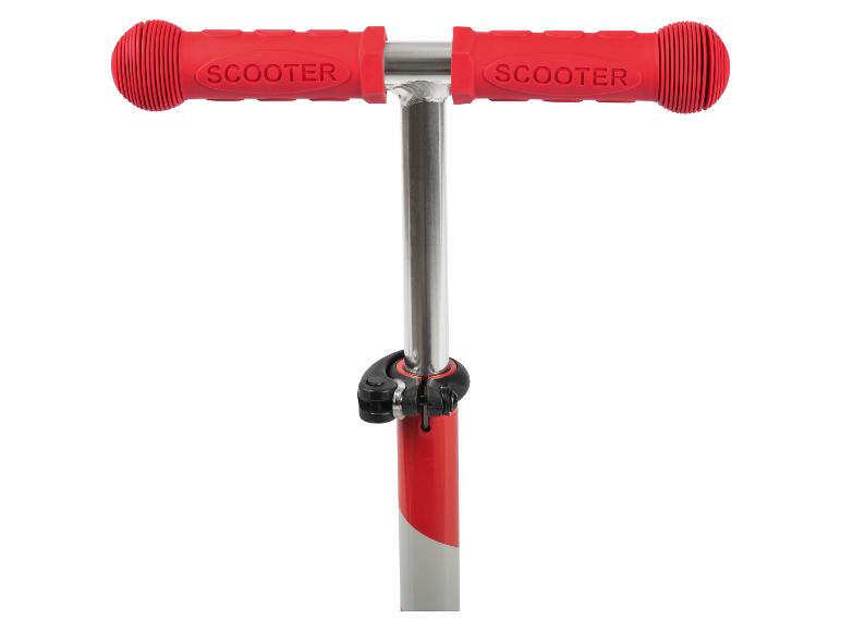 Rode scooterstuur met ergonomische handvatten.