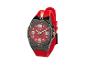 Rood en zwart herenhorloge met een rode siliconen band en een rode wijzerplaat met het nummer 12
