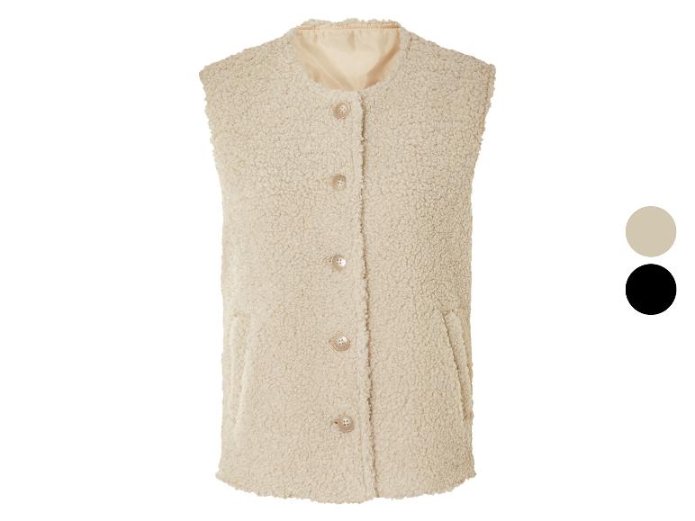 Beige teddy vest met knopen.