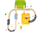 Houten speelgoedtreinset met twee niveaus, een trein en diverse accessoires.