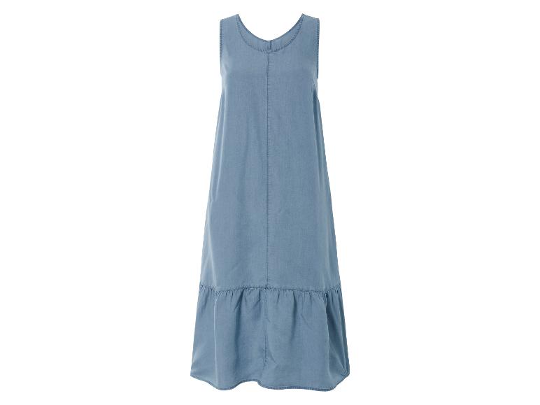 Lange, mouwloze blauwe jurk, casual stijl.