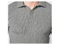 Een grijs, geribbeld poloshirt voor heren.