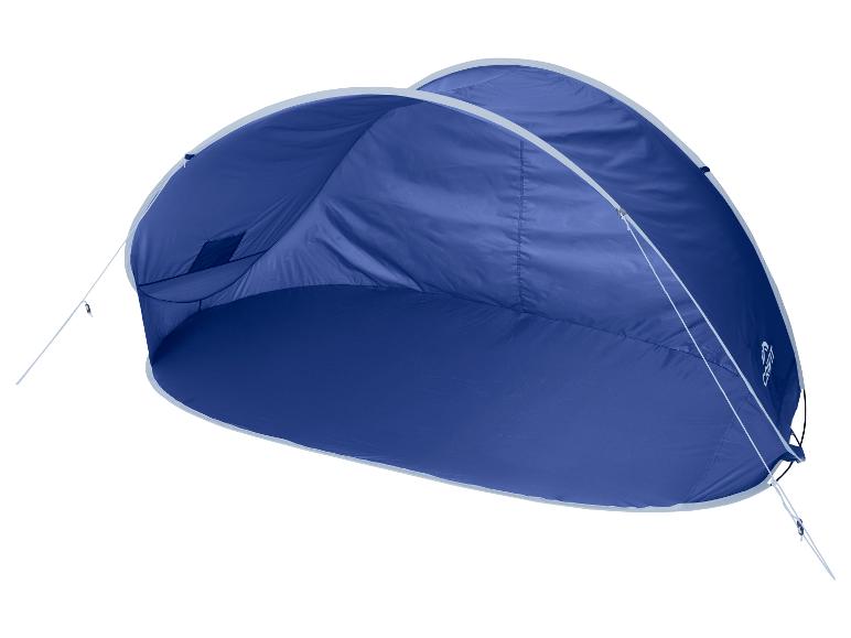 Blauwe strandtent met witte randen en scheerlijnen.