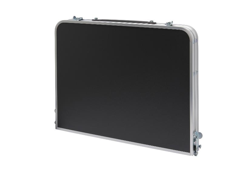 Opvouwbare campingtafel met een zwart oppervlak en zilverkleurig aluminium frame, rechtopstaand.