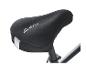 Zwart Crivit Memory Foam fietszadel met reflecterende strip.