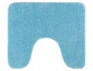 Een turquoise badmat met een uitsparing voor het toilet.