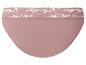 Roze damesonderbroek met kanten details aan de taille.