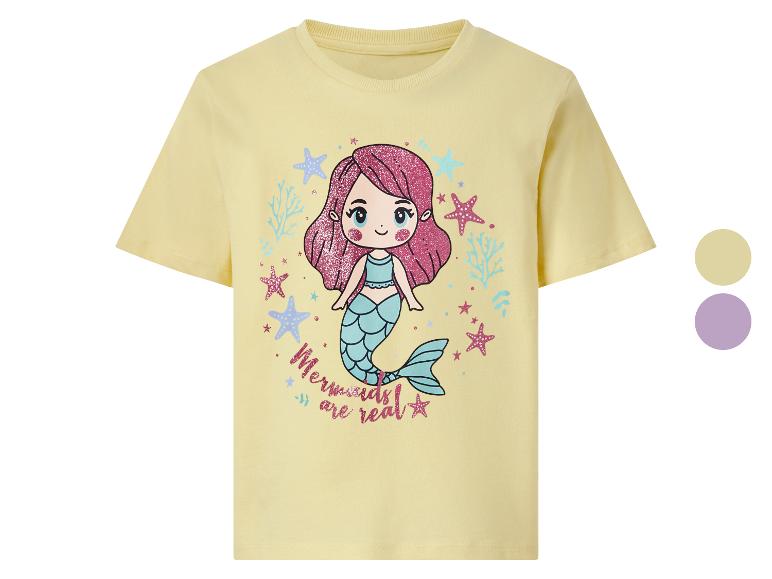 Geel T-shirt met korte mouwen met zeemeerminprint en de tekst 'Mermaids are real'.
