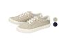 Beige canvas sneakers met witte veters, met beige en marineblauwe kleuropties.