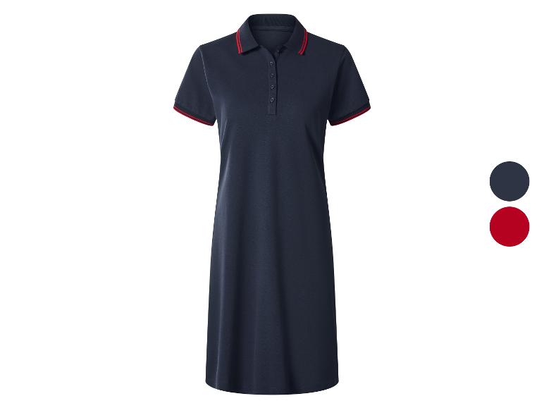 Donkerblauwe polojurk met rode details en knopen, met kleurstalen.