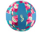 Een blauwe volleybal met een tropisch fruitprint van Crivit.