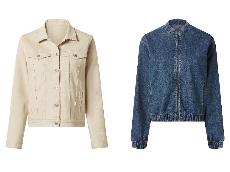 Twee spijkerjacks: een beige met knopen en een blauwe bomber met rits.