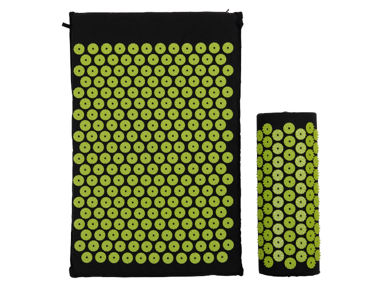 Acupressuurmat en -kussen voor ontspanning.