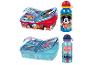 Twee lunchbox- en waterfles-sets, één rood met Mickey Mouse, één blauw met Stitch.