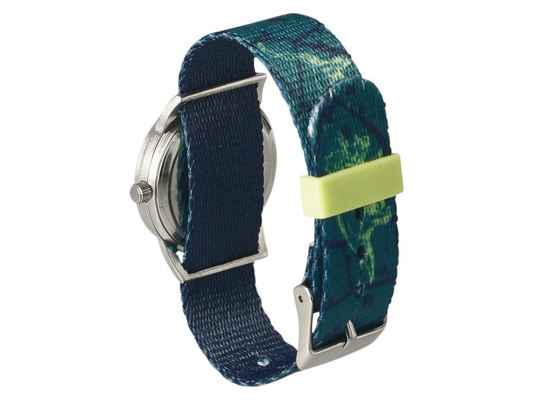 Horloge met donkerblauwe band en groene print