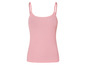 Een roze, geribbelde tanktop.