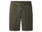Olijfgroene herenshort met zakken en houten knoop.