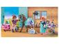 Playmobil paardenarts set met twee figuren, een paard en medische apparatuur.