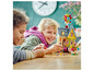 Twee kinderen spelen met LEGO Up House set.
