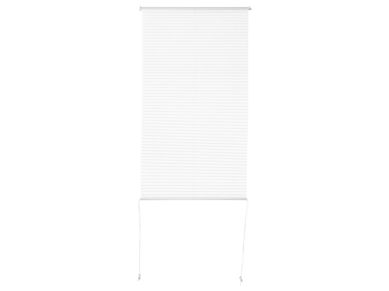 Een witte plissé gordijn voor een raam.