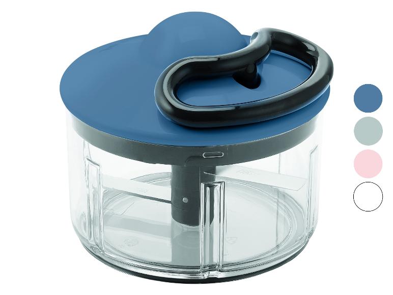 Handmatige hakmolen met transparante kom, blauw deksel en zwart handvat.