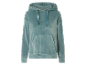 Een licht turquoise velours hoodie met trekkoord en zak.