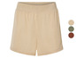 Beige gebreide shorts met een elastische tailleband.