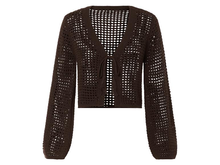 Bruin gebreid vest met opengewerkt patroon, boho stijl.