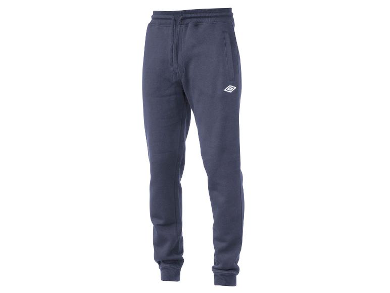 Donkerblauwe Umbro joggingbroek.