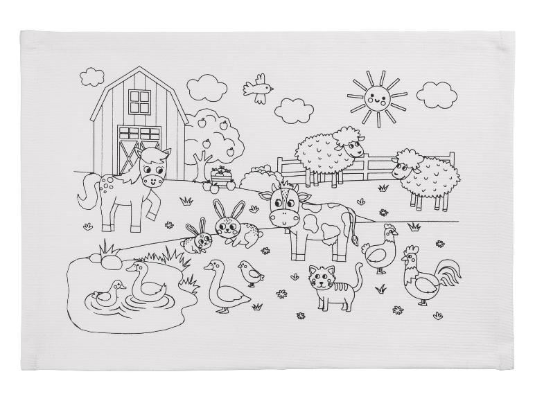 Een kleurplaat met een paard, koe, schapen, kippen, eenden en een kat op een boerderij.