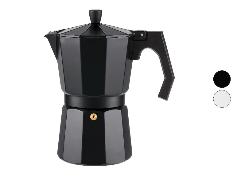 Een zwarte koffiepot voor het zetten van espresso.