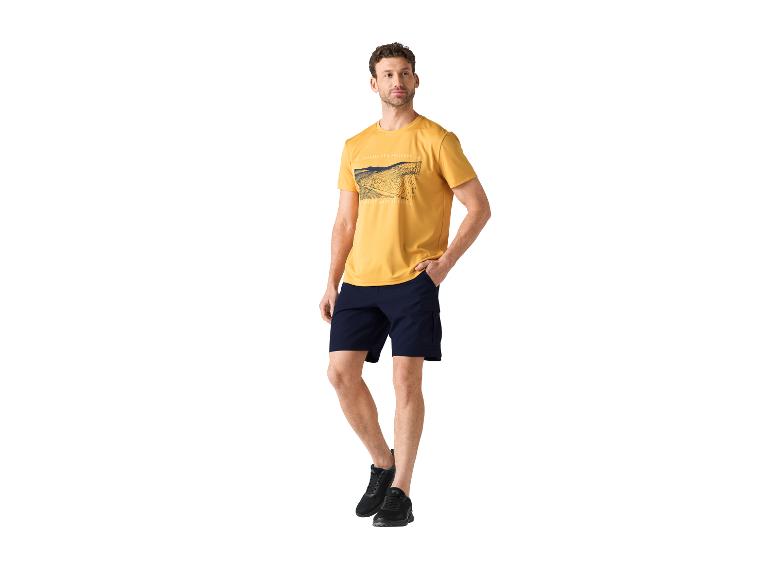 Herenshirt en -shorts, casual style.