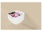 Wit wandcloset met roze orchidee en zwarte stenen patroon.