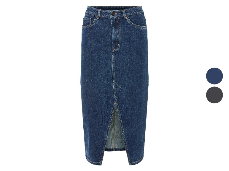 Een lange denim rok met split.
