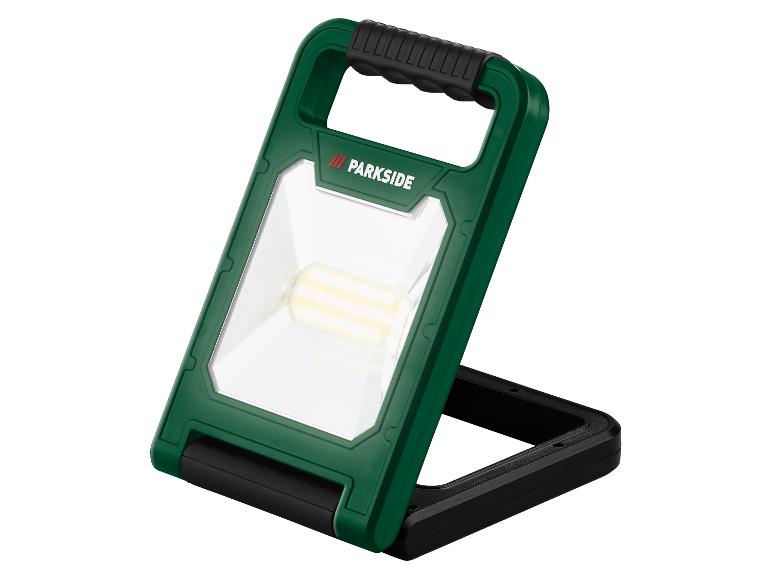 Groene en zwarte PARKSIDE LED-werklamp met handvat