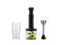 Staafmixerset met maatbeker en ingrediënten voor pesto