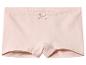 Lichtroze kinderboxershorts met een klein strikje aan de voorkant.