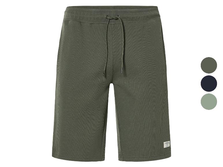 Olijfgroene wafelshorts van Summer Party.