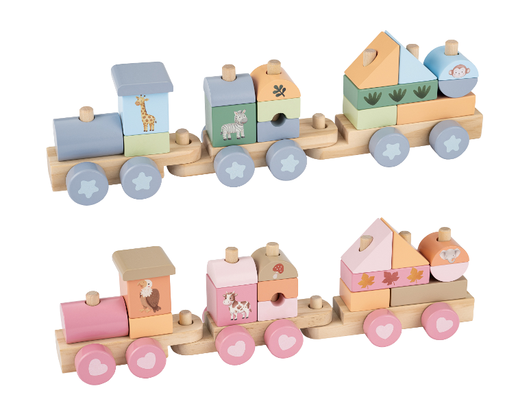 Twee houten treinen met bouwblokken met dieren- en natuurthema in pastelkleuren.