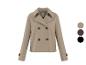 Beige double-breasted jasje met knopen en kleurenpalet.