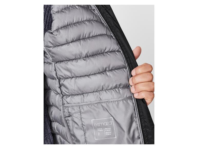 Een grijze en zwarte donsjas van Esmara.