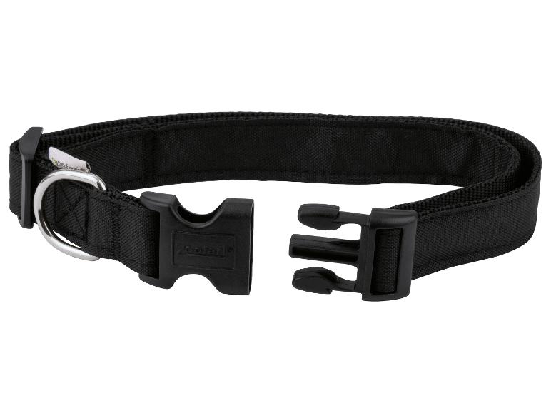 Zwarte hondenhalsband met metalen ring en plastic sluiting