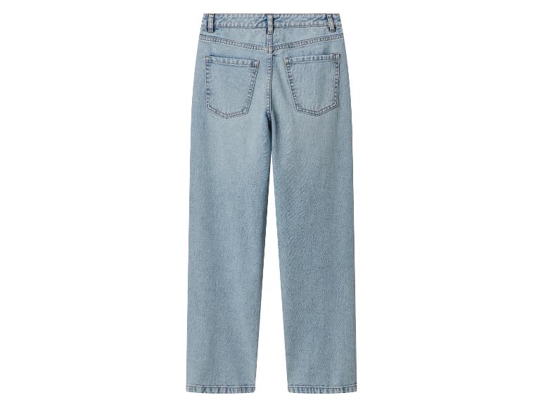 Lichtblauwe straight-fit jeans met achterzakken.