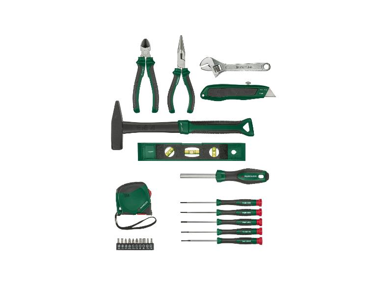 PARKSIDE gereedschapset met hamer, waterpas, schroevendraaiers en andere accessoires.